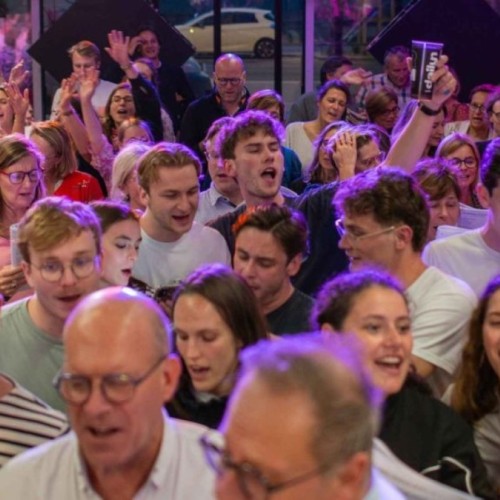 Un apéro-chorale chez Garage à Lille