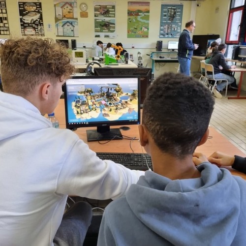 Un jeu vidéo pour découvrir les métiers de l'industrie ️
