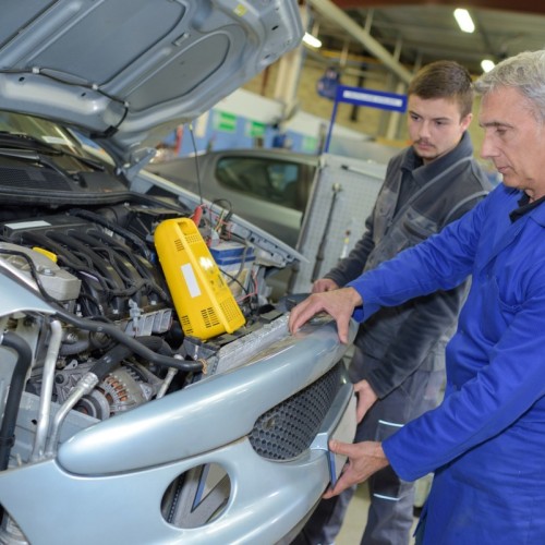 Des formations et des emplois dans l'automobile à Marseille