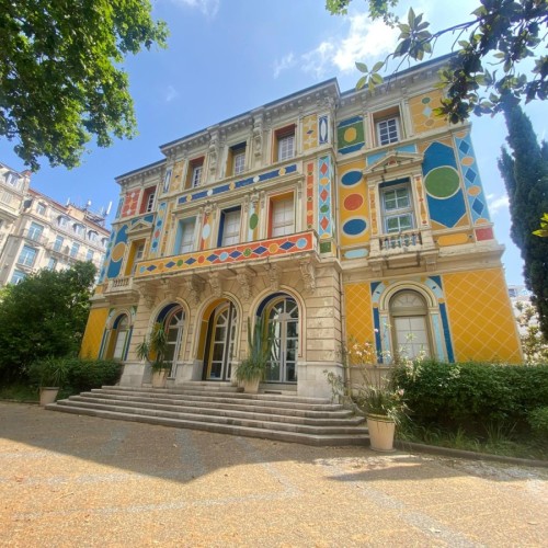 L’hôtel des Arts à Toulon a-t-il toujours été un lieu culturel ?