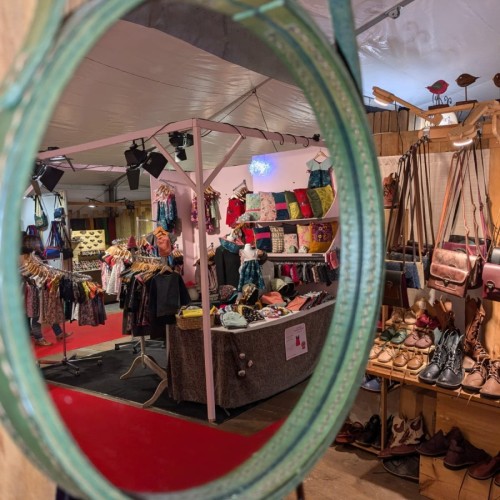 Festivités de Noël à Rennes : retour du marché des créateurs sur la place Hoche