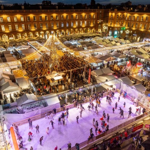 Les Toulousains apprécient l'ambiance des marchés de Noël