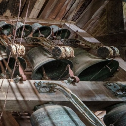 Acheter une cloche pour financer les travaux à Notre-Dame de la Treille