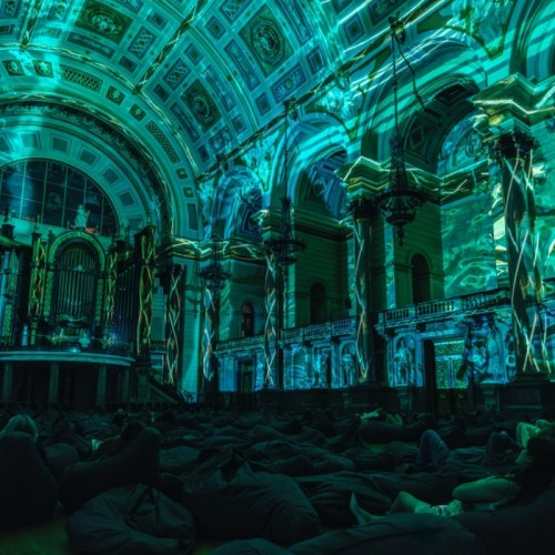 Lyon : Le spectacle Flow métamorphose le Palais de la Bourse