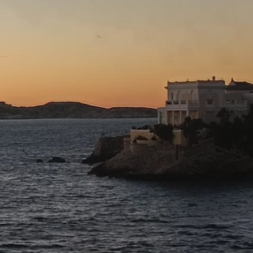La Petite Ourse, une demeure marseillaise au passé agité