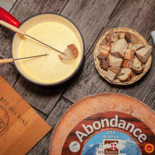 Rennes : ce restaurant cartonne avec son concept de fondue à volonté