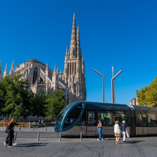 De nouvelles lignes de tram et de bus à Bordeaux