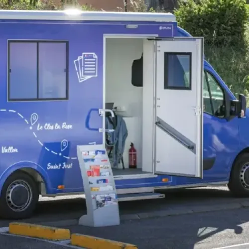 Une 2e mairie mobile à Marseille