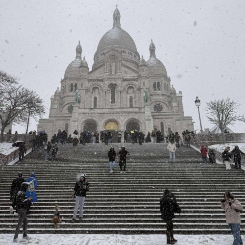 Des perturbations à cause des chutes de neige à Paris