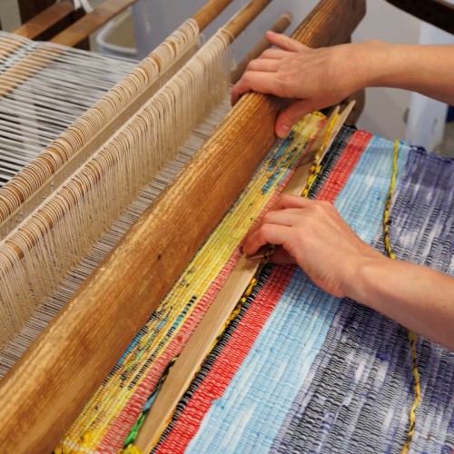 Suivre le fil du textile lors d'un cycle de conférences à Paris