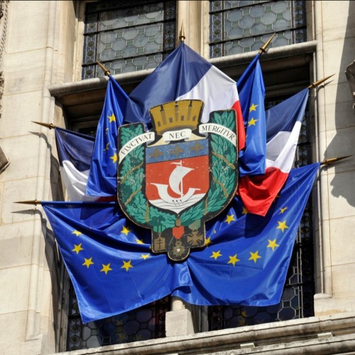 Que représentent les armoiries de Paris ?