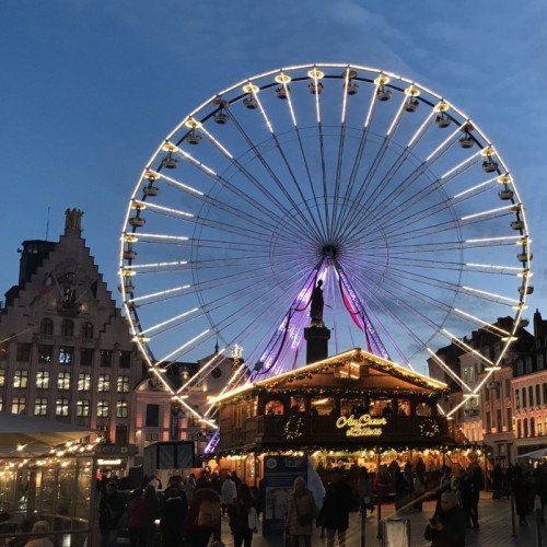 La grande roue prolonge son séjour sur la Grand'Place de Lille jusqu'au 18 janvier 2026