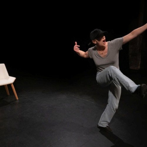 Les Chatouilles : un spectacle coup de poing 