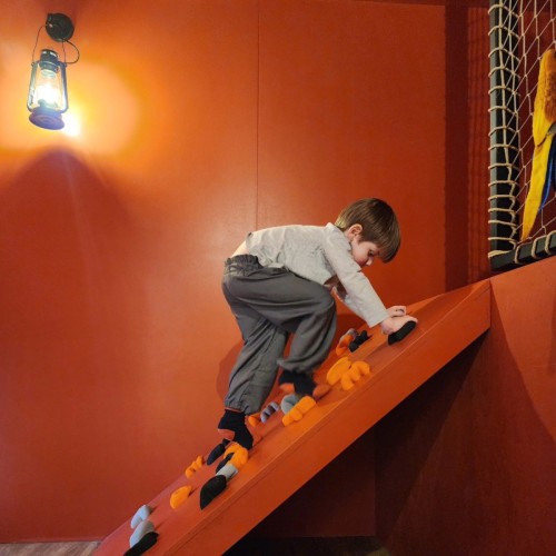 Villeneuve d'Ascq : Le Chapelier Fou transforme les enfants en aventuriers