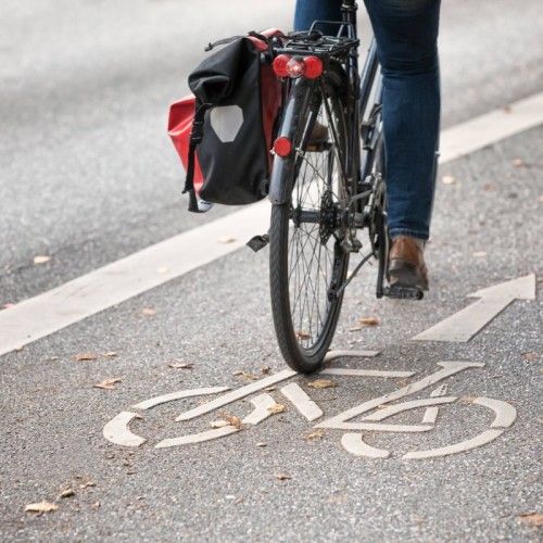 Près de Rennes, un projet de piste cyclable le long d'une route départementale