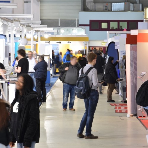Des postes en pagaille au forum Paris pour l'emploi des jeunes
