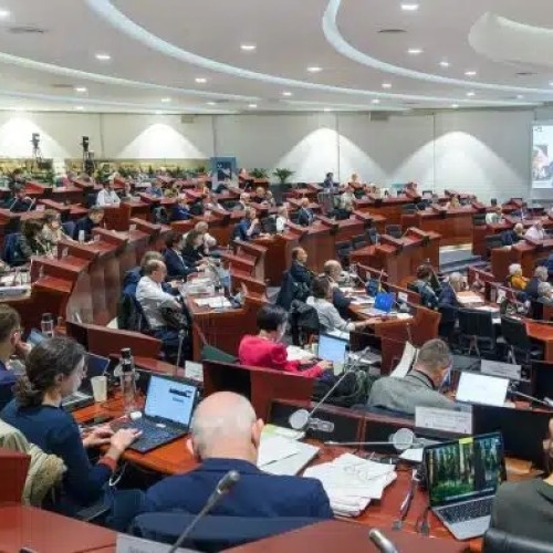 Budget 2026 : pour continuer à investir, la Région Bretagne fait bondir son emprunt