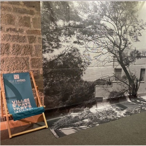 Une exposition sur le tourisme balnéaire à Hyères-les-Palmiers 