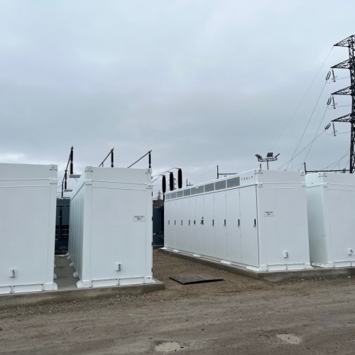 Une batterie géante pour stabiliser le réseau électrique ️