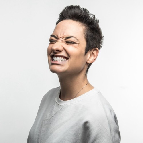 Caroline Estremo, une humoriste qui « se laisse porter par son destin » 
