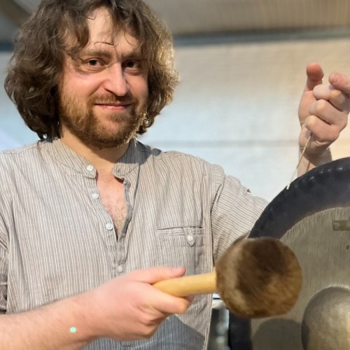 Guillaume Vittel, percussionniste classique à l'ONL et fan de David Lee Roth