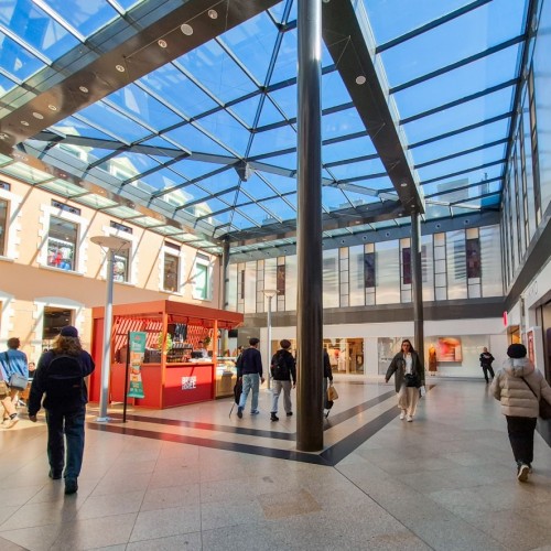 Rennes : découvrir les formations de l'enseignement supérieur depuis un centre commercial 