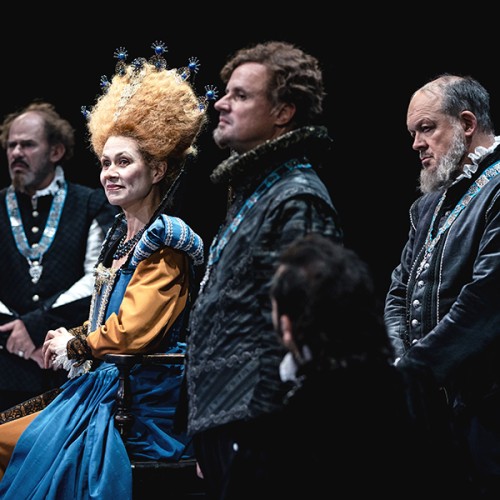 Rennes : au TNB, le spectacle Marie Stuart met en scène un duel historique épique