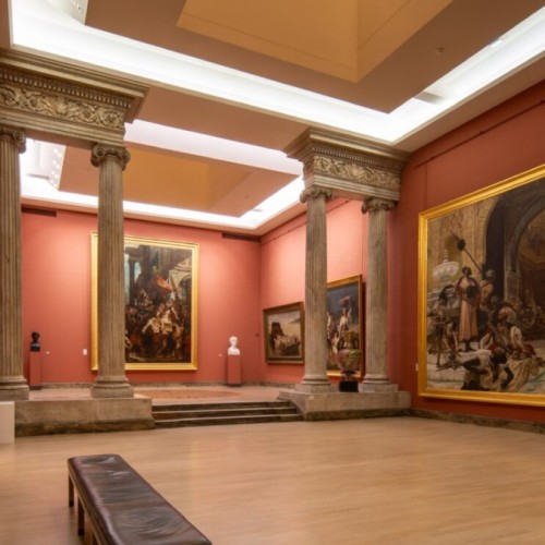 Un artiste en performance au musée des Beaux-Arts de Rouen