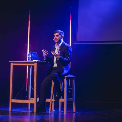 Rennes : un spectacle d'information sur la difficulté de raconter la guerre à Gaza