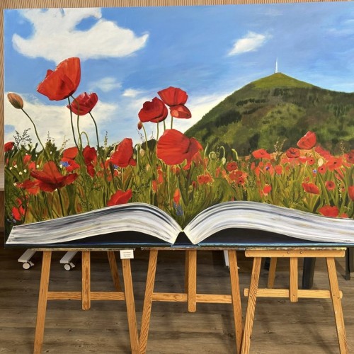 Une exposition collective met en lumière des artistes amateurs près de Clermont-Ferrand