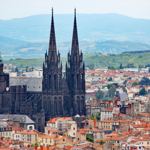 Plus de 20 millions d’euros pour restaurer la cathédrale de Clermont-Ferrand