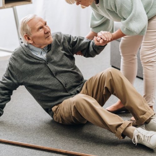 Seniors : apprendre à éviter les chutes