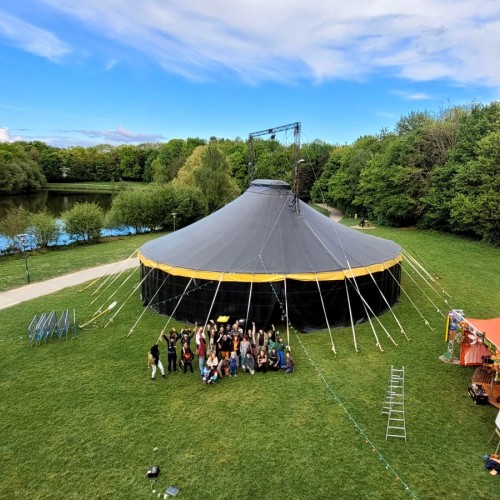 Rennes : la famille Walili fête le printemps aux Gayeulles