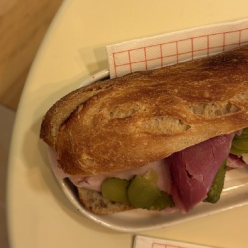 Lille : chez Torchon, le sandwich est roi