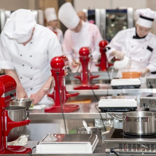 De futurs MOF passent en cuisine