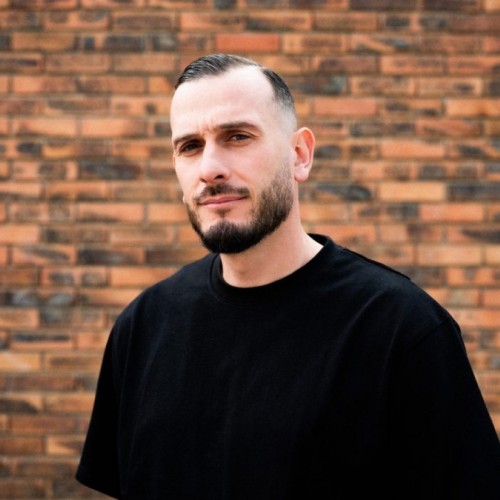 Moncef Zebiri fait revivre les heures de gloire du hip hop devant l'Opéra de Lyon