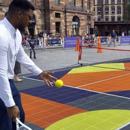 De l'Urban tennis sur la place Kléber