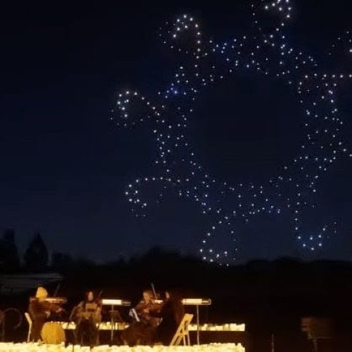 Des drones volent à l'hippodrome de Hoerdt