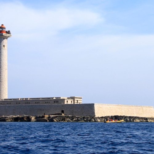 Un phare existe au large de Marseille depuis le Moyen Âge
