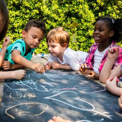 Toulon : agir pour le bien-être des enfants
