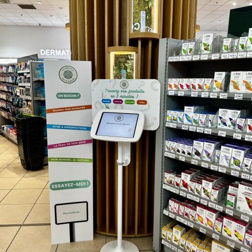 L'entreprise bordelaise PharmaGuide déploie sa borne dans les pharmacies